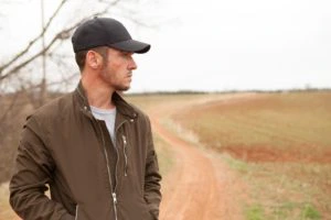 REVIEW: ‘Awake’ Offers Up a Throwback to Early 2000s Thrillers Awake 2019