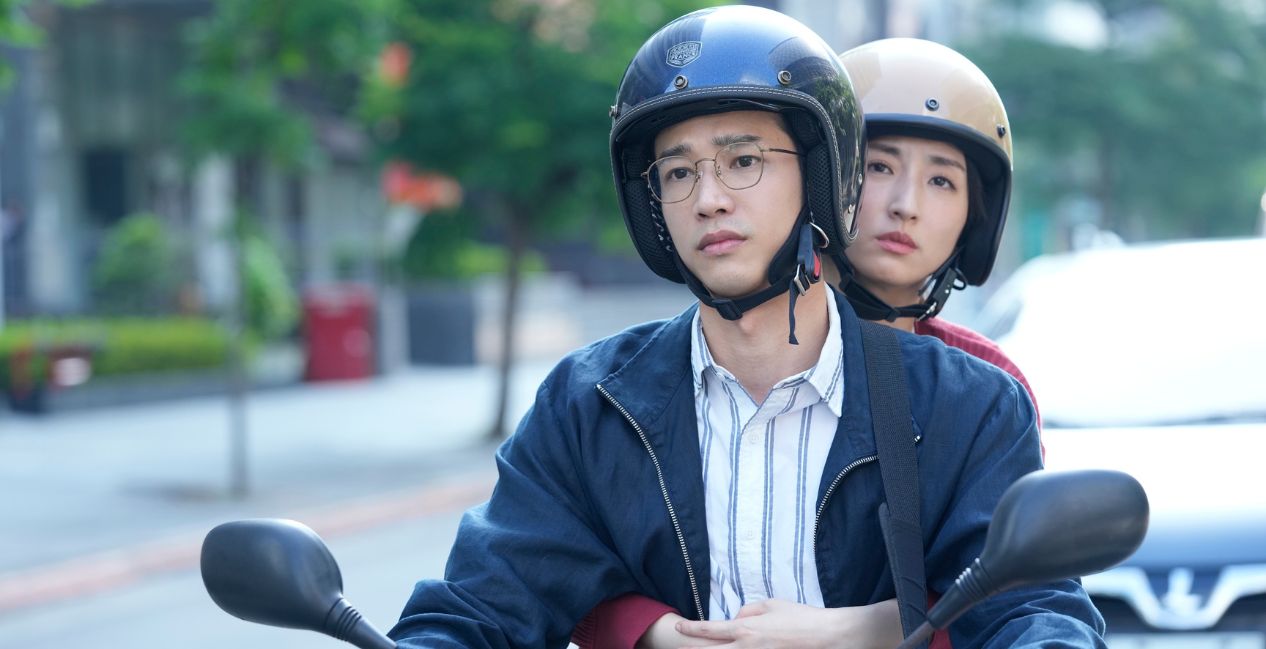 Jasper Liu and Alice Ko in I Am Married But