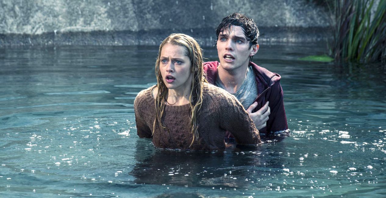 Apocalyptic Films To Punch You In The Feels 1 Warm Bodies (2013)