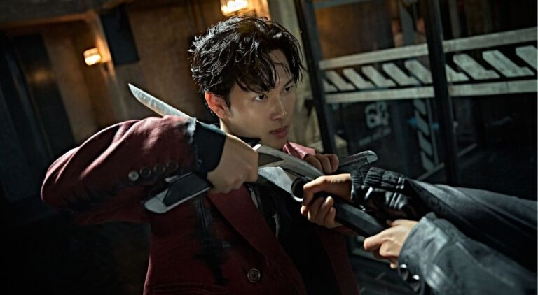 Yim Si-wan in Mantis