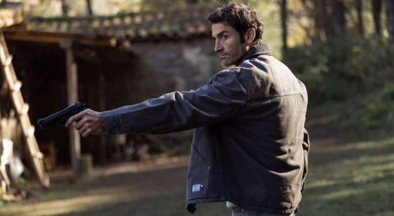 The Crystal Cuckoo promotional still from Netflix