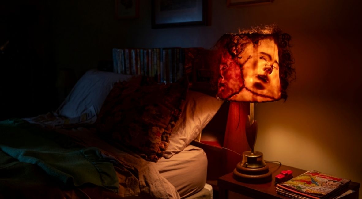 IT: Welcome to Derry Episode 1 - "The Pilot" promotional still