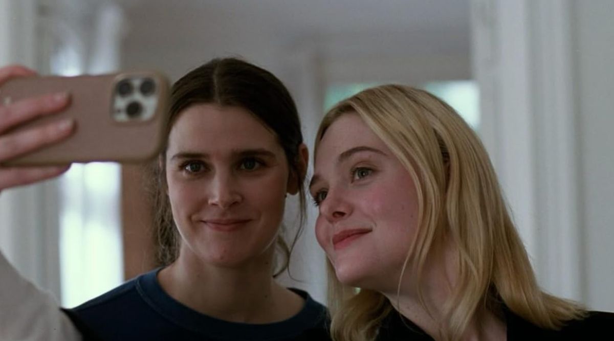 Inga Ibsdotter Lilleaas and Elle Fanning in Sentimental Value