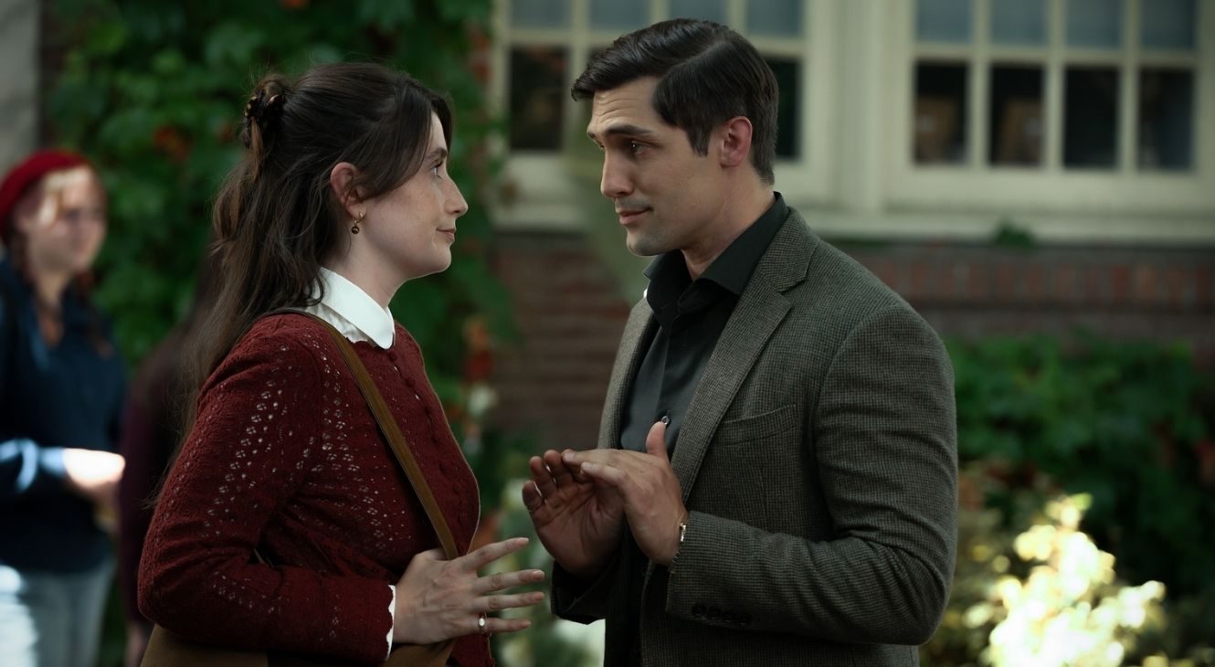 Charly Clive and Phil Dunster in Rooster Episode 6